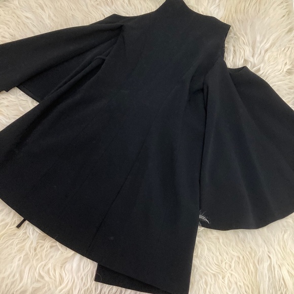 ALEXIS Tyra V-Neck Cold-Shoulder Crepe Dress - Picture 11 of 12